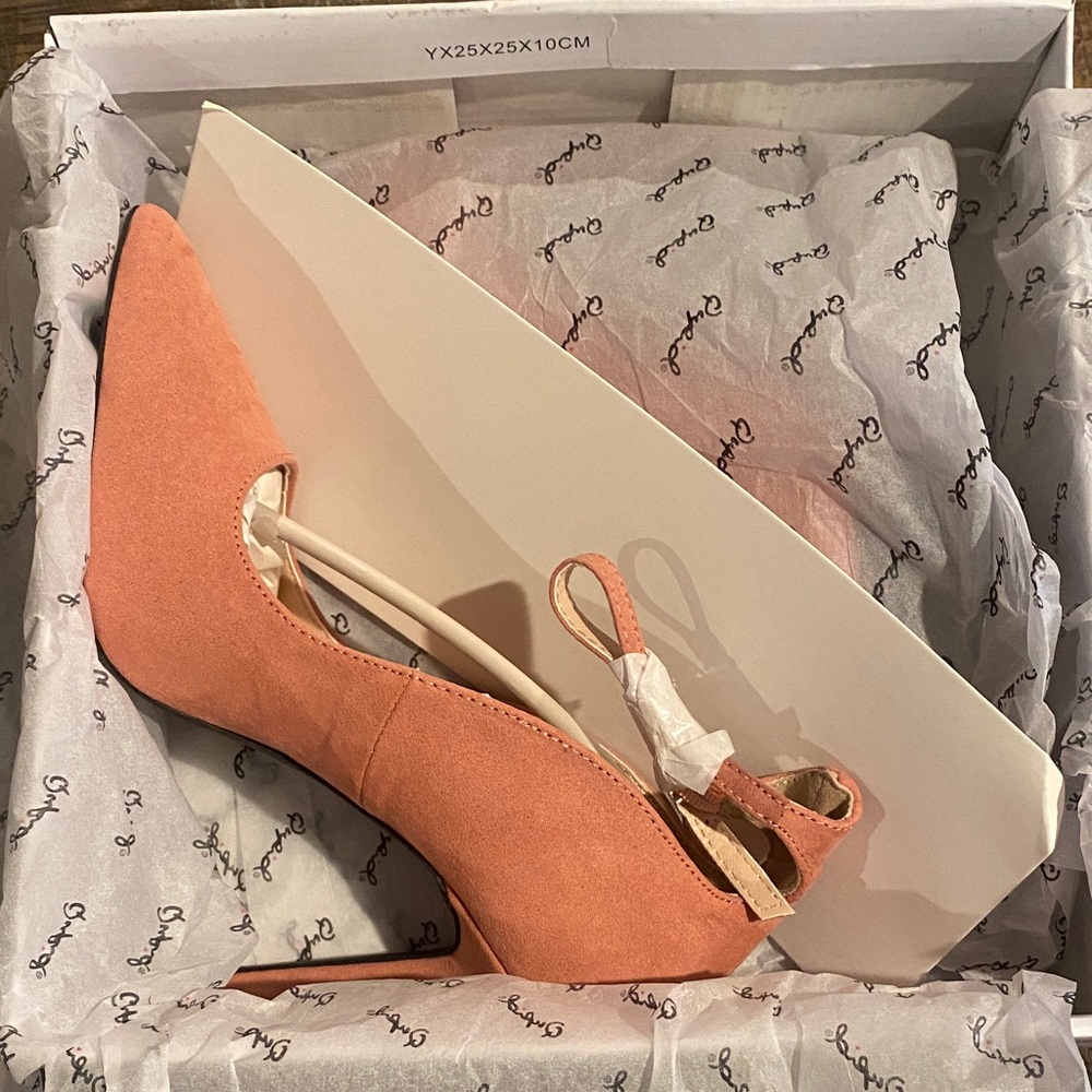 Qupid Peach Women's Heels